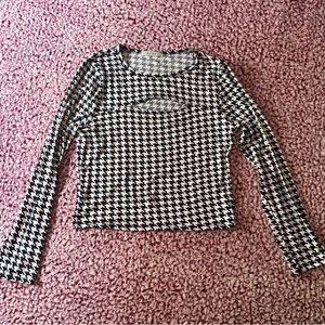 Gaze Long Sleeve Cut-Out T-Shirt Size Medium